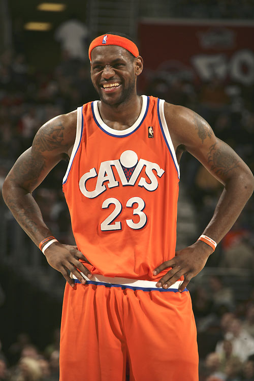 德甲官博祝贺邵佳一：期待邵佳一带领中国国家队走向更高舞台（德甲官博向邵佳一致贺：期待他率国足迈向更高舞台）