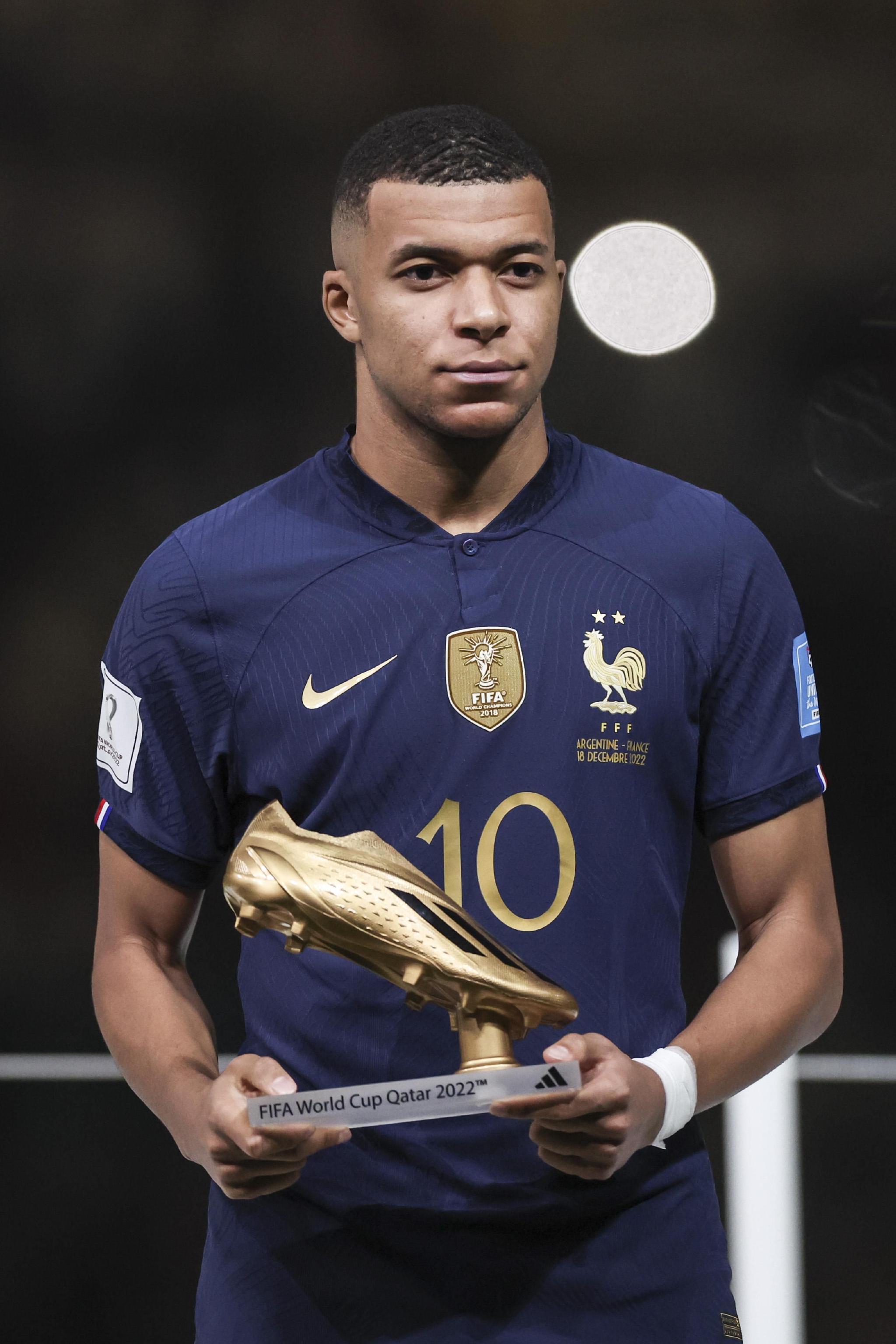 法国、挪威同组，姆巴佩和哈兰德将在世界杯小组赛迎来交手（世界杯小组赛出炉：法国与挪威同组，姆巴佩对决哈兰德）