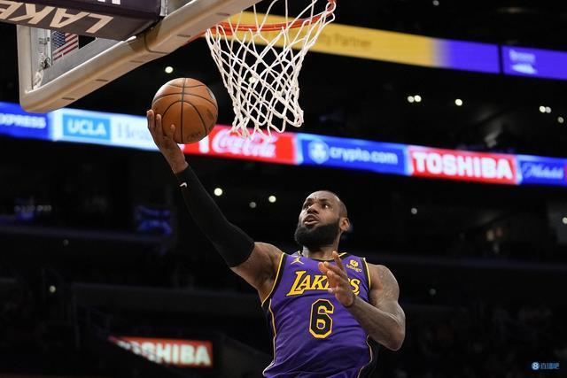 球探报告：新萨利巴还是迷你科纳特？详解枪手目标中卫雅凯（球探解读：萨利巴2.0还是小科纳特？深度剖析阿森纳目标中卫雅凯）