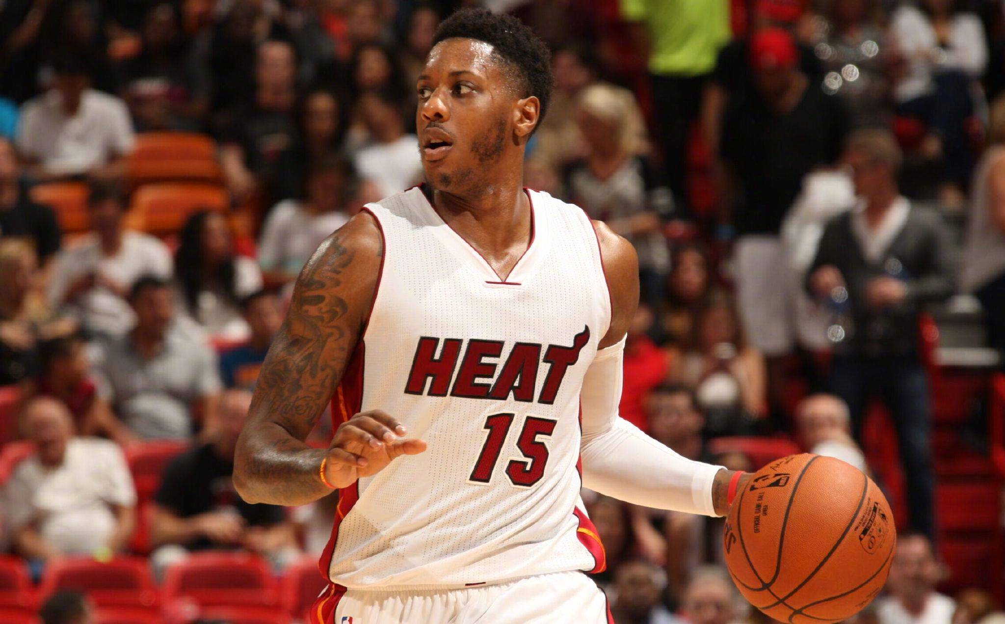 开拓者对阵雷霆伤病报告：布莱克骨折，克林根出战成疑（开拓者vs雷霆伤情更新：布莱克骨折，克林根出战存疑）