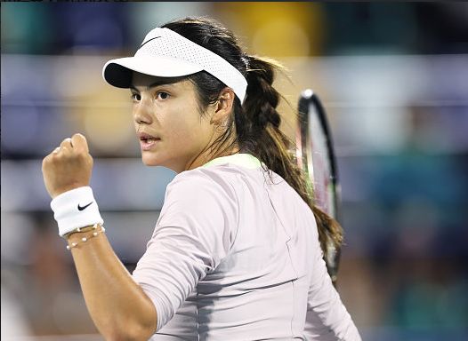 RB莱比锡遭受意外击败柏林联盟&错过机会接近拜仁（RB莱比锡冷门不敌柏林联盟，错失追近拜仁良机）